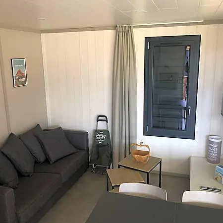 Recent L'edune - 150 M -piscine - Wifi *